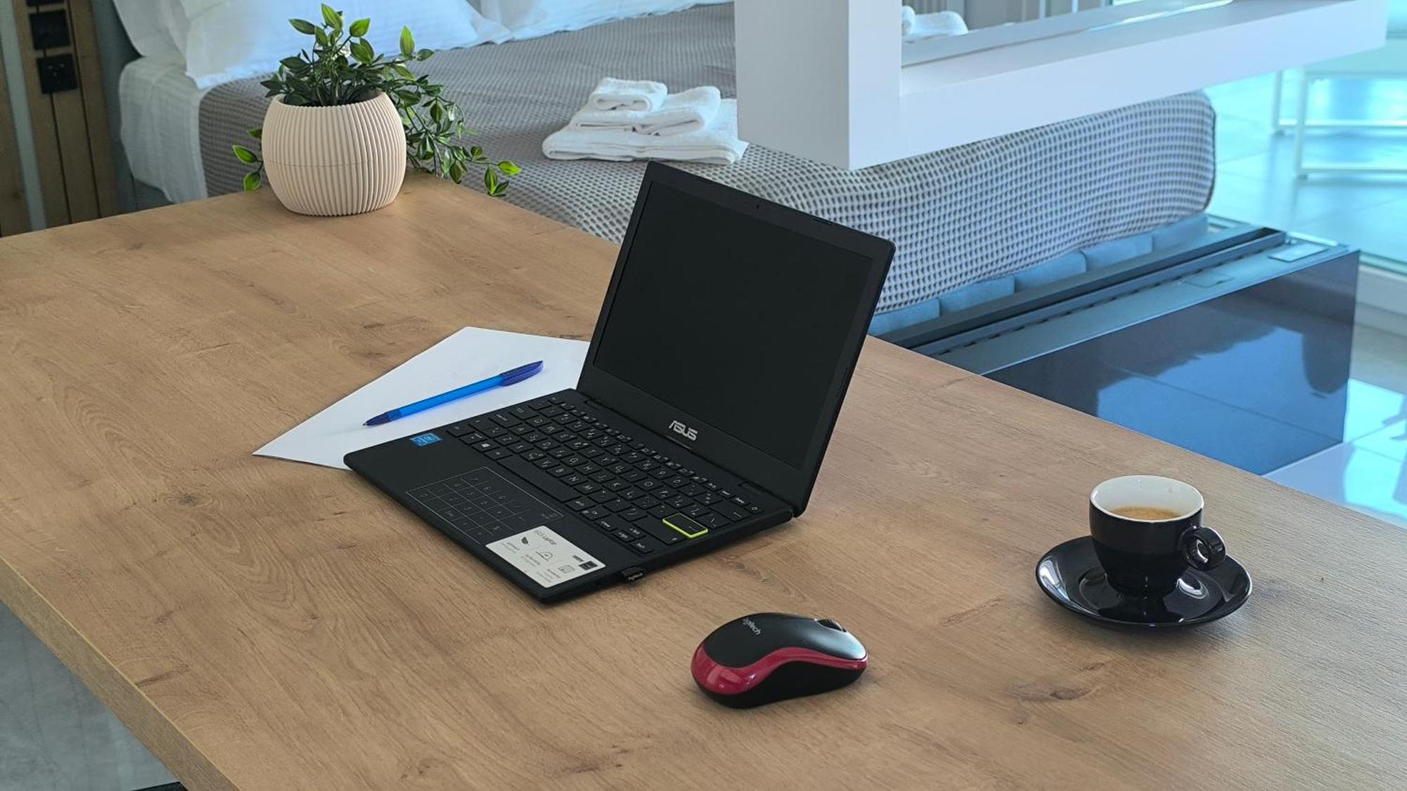 Larisa Absolute Suites, Sky View Smart Home 外观 照片