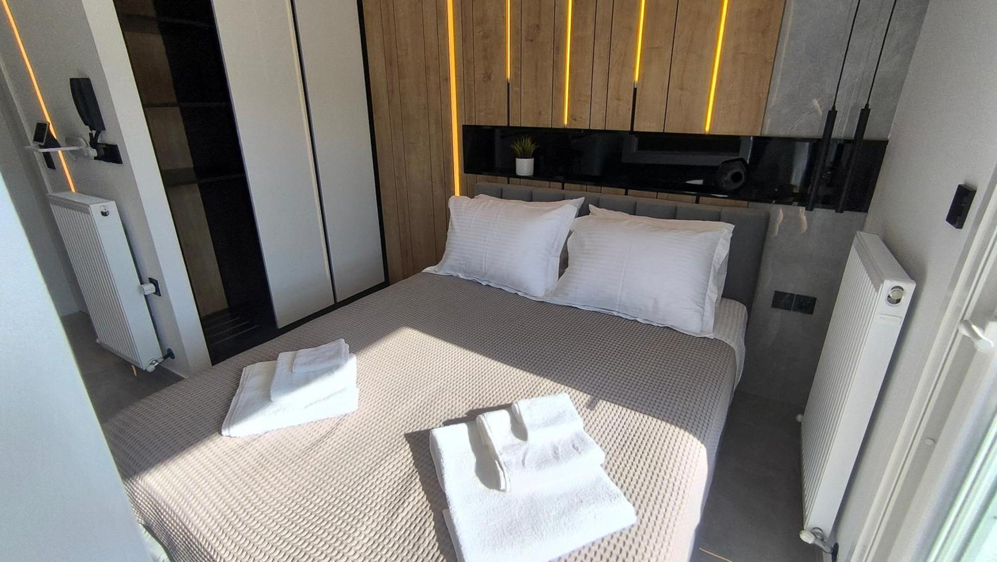 Larisa Absolute Suites, Sky View Smart Home 外观 照片